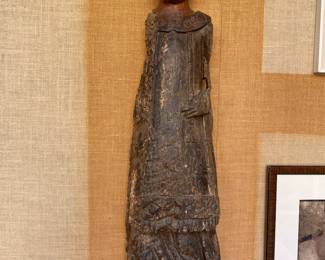 Carved 16th  wooden fragment-figure of a bishop 