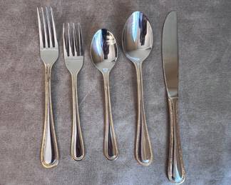 Stainless flatware