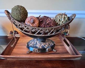 Brass accent bowl with decorative balls