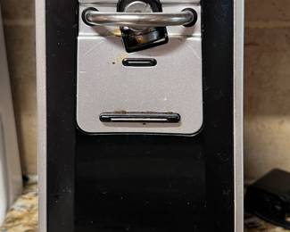 Hamilton Beach can/bottle opener