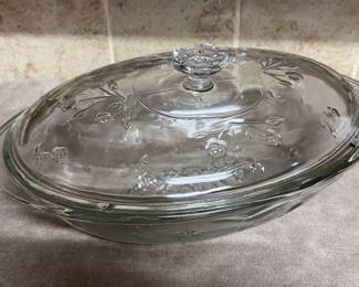 Covered glass serving dish