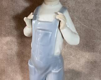 Lladro "Boy From Madrid"
