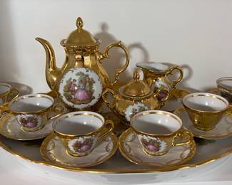 Gloria Fine Porcelain tea set