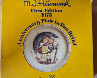 Hummel 1975 Anniversary plate
