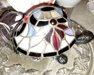 Stain glass turtle lamp