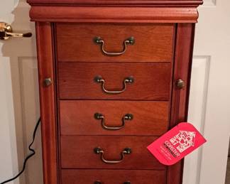 Coaster Furniture Co. 8 drawer chest