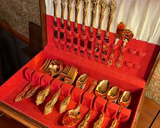 Gold plate flatware. Great for fall tables