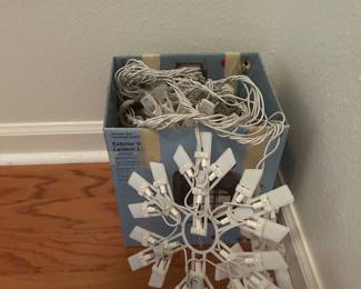Snowflake lights