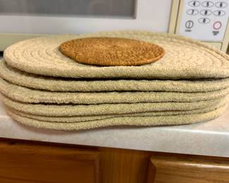 Six placemats