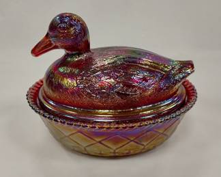 WESTMORELAND SIGNED DUCK ON NEST