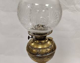 ANTIQUE KEROSENE DOUBLE WICK LAMP WITH CHIMNEY AND GLOBE SHADE
