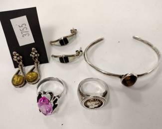 STERLING JEWELRY: SIZE 7 1/4 RING WITH PINK MARQUISE STONE, SIZE 6 3/4 RING, UNMARKED BRACELET WITH TIGER'S EYE, PAIR OF UNMARKED EARRINGS WITH OPAL AND BLACK ONYX, PAIR OF UNMARKED EARRINGS WITH ART GLASS