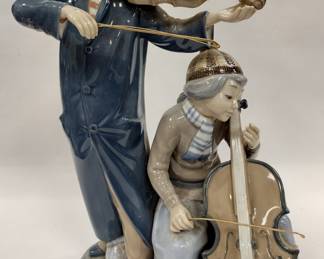 LLADRO FIGURINE