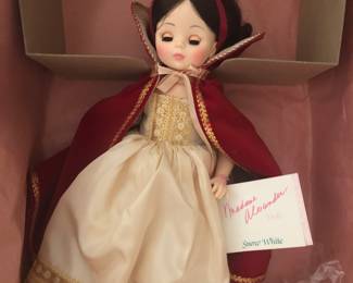 Madame Alexander doll- Snow White