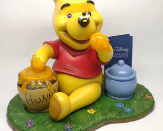 Master Replicas Winnie The Pooh Statue 17" & COA