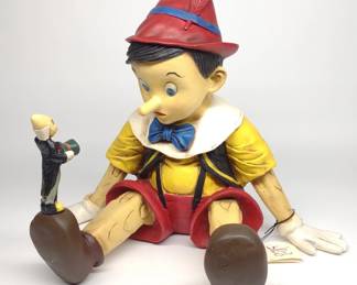 Large 16" Disney Pinocchio Statue / Figure