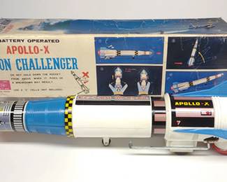 TN Japan Battery Op. Apollo X Moon Challenger Toy