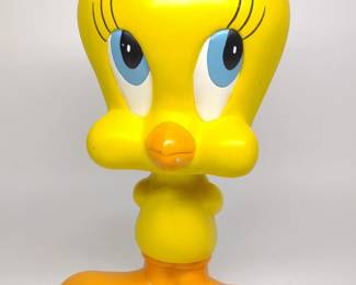 17" Warner Bros Studio Tweety Bird Statue
