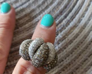 14k white gold w 1.54 carats of diamonds