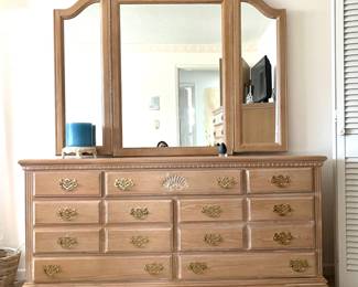 Vintage 7-Drawer Whitewash Dresser