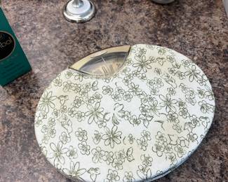 Vintage Counselor scale