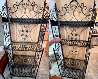 Vintage foldable metal shelf