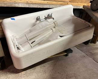 Antique sink