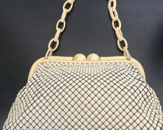 Vintage whiting Davis handbag with plastic chain
