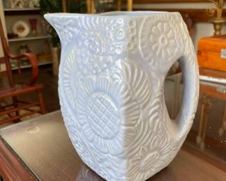 Vintage Niloak  daisies pitcher