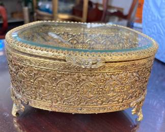 Goldtone trinket box - jewelry casket 