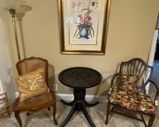 Accent chairs & table
