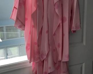 100% Silk...Gorgeous!