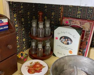 Never used vintage spice rack