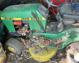 John deer tractor $95