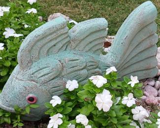 Cement fish yard artm