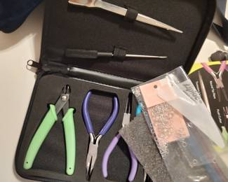 Like new Cousins jewelry tool set