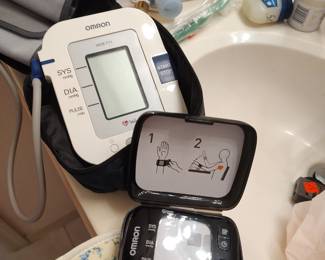 2 Omron blood pressure monitors