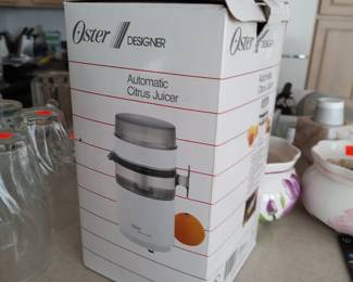 Oster citrus juicer
