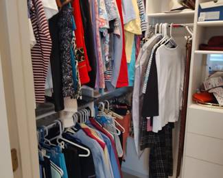 Women's clothes in sizes L and XL