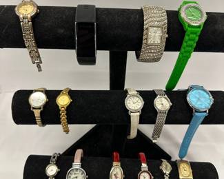 Various Watches QuartzpulsarGenevaQuemexPolar