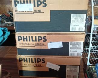 New in box philips stereo 