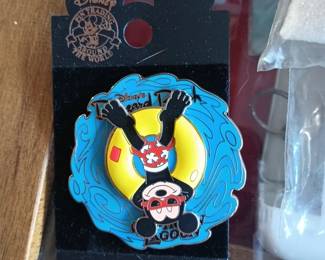 Tons of WDW Disney collector pins