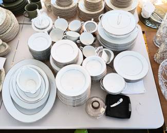 Beautiful Wedding set bone china