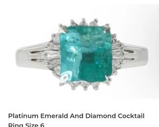 Platinum pt900 emerald diamond ring