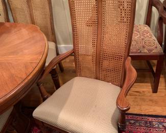 #29	Burlington Furniture Wood Double pedistel Dining Table w/2 leaves and 6 chairs (2 captains chairs) - 60-90x39x29	 $200.00 			
