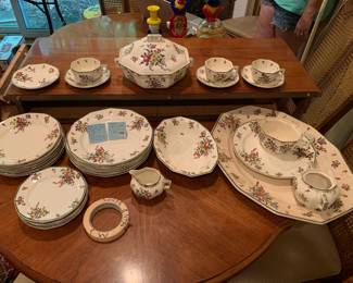 #150	Royal Doulton Old Leeds Sprays 34piece	 $150.00 			
