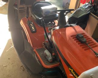 #178	Ariens Riding Mower 17.5 HP	 $800.00 			
