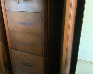 #197	Wood Waterfall Armour 2 Hanging Doors 5 Drawers as is (missing hardware)	 $30.00 			
