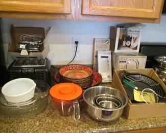 Stainless & Pyrex + Small Appliances