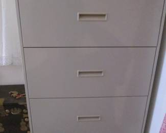 4-Drawer Lateral File